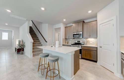 Hutto Casa | Corporate 5 Bed House in Hutto