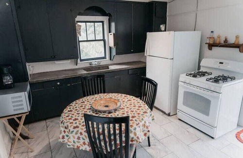 Freetown - Port Rico Casa | Corporate Comfort in Freetown - Port Rico Spacious Homes for Work Crews