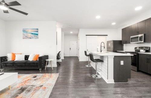 Whitestown Apartamento | Corporate Housing by MGM
