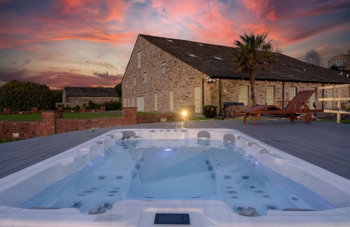 Burnley Casa | Corporate, Retreat Stays, Team Building, Birthday Celebrations