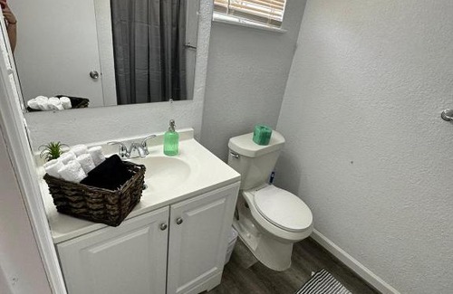 Flour Bluff Casa | Corpus Christi Beach Horses Airport Access More