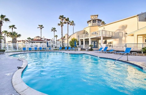 Corpus Christi Apartamento | Corpus Christi Resort Condo - Walk to Beach!