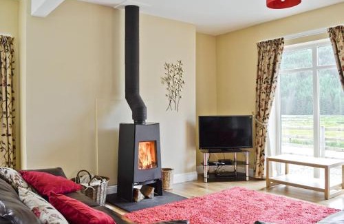 Dunoon Casa | Corrie Massan