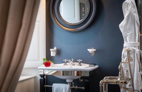 San Giovanni Cama Y Desayuno | Corte Calzaiuoli Elegant Suites