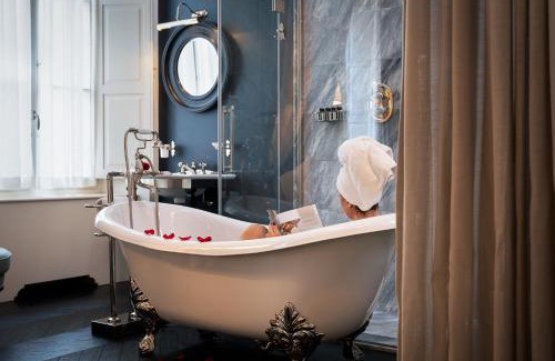 San Giovanni Cama Y Desayuno | Corte Calzaiuoli Elegant Suites