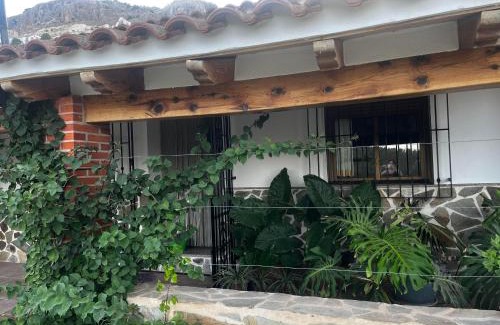 Vélez-Blanco Chalet De Esquí | Cortijo Algüit