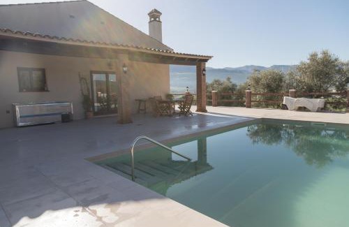 Villanueva del Trabuco Casa | Cortijo el viejo