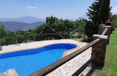 La Taha Cabaña | Cortijo Jiménez - Casa Rural