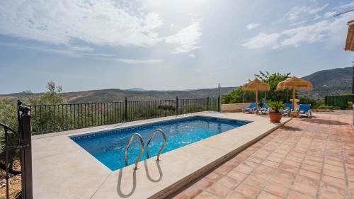 Periana Casa | Cortijo Sylvestris Periana by Ruralidays