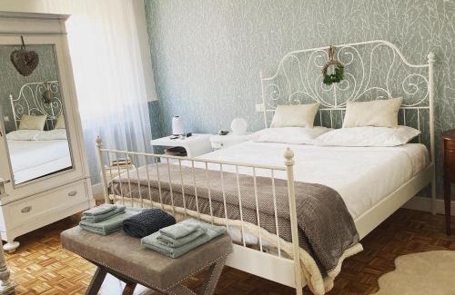 Narzole Cama Y Desayuno | Cortile Gancia - Sweet House
