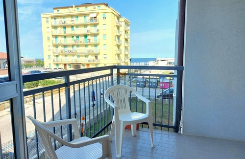 Lido di Pomposa Apartamento | Cortina 2-9 Two room seafront apartment with air conditioning