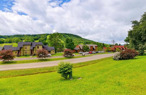 Blodgett Mills Casa | Cortland Townhome - Walk to Greek Peak Mtn Resort!