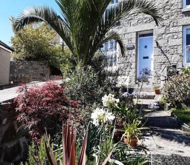 Paul Casa | Corvus - Beautiful cottage half a mile from Mousehole