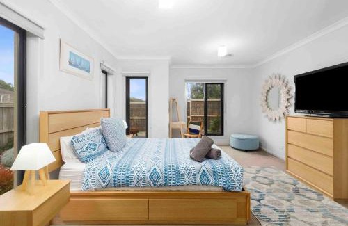 Barwon Heads Casa | Corymbia Barwon Heads Modern Family Getaway!