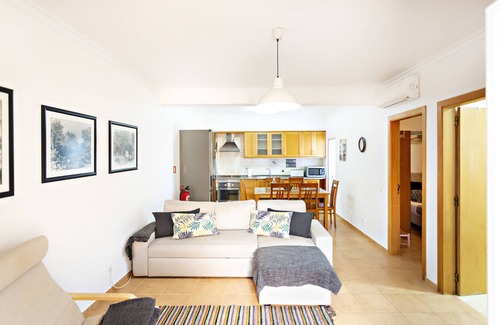 Vila Real Santo Antonio Casa | Acogedor, con patio trasero y zona de barbacoa