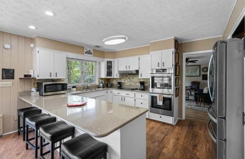 Rocky Grove Casa | Cosby Mountain Lodge home