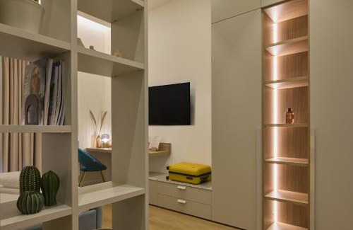 Como Apartamento | Cosmo Lake City Apartments