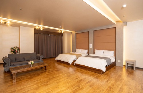 Donghae Hotel | Cosmos Hotel
