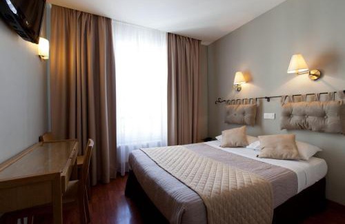Strasbourg -Saint-Denis Hotel | Cosmotel Hotel