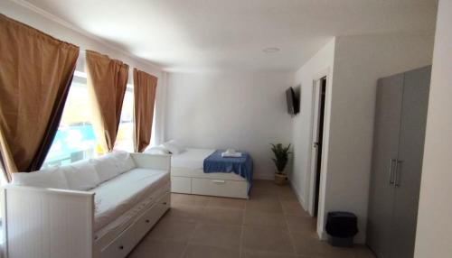 Algeciras Apartamento | Costa by Hawkins Algeciras - Exterior 1A