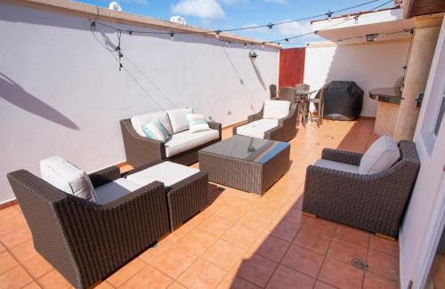 Rincon Apartamento | Costa Ensenada Penthouse 505 across the street from Balneario beach