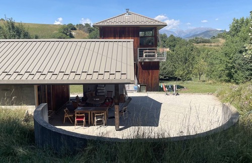 Ubaye-Serre-Poncon Casa | Costebelle, A beautiful holiday home for 8 people in La Bréole,