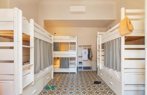 La Spezia Historic Centre Hostal | Costello