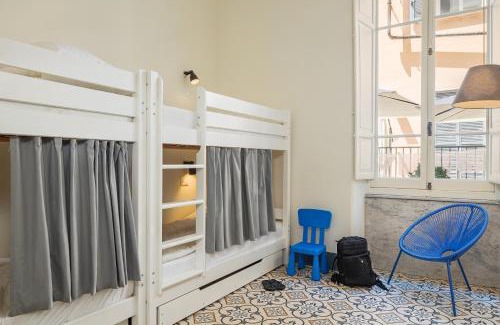 La Spezia Historic Centre Hostal | Costello