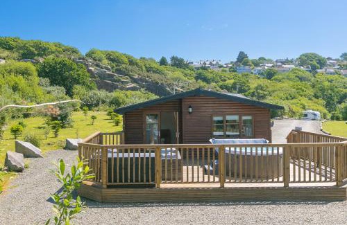 Saint Breward Casa | Costentyn, Tor Down Quarry