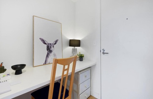 Flemington Apartamento | Cosy 1-Bed with Private Balcony By Showgrounds
