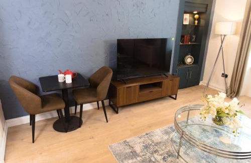 Troon Apartamento | Cosy 1-Bedroom Flat, Walk to Beaches