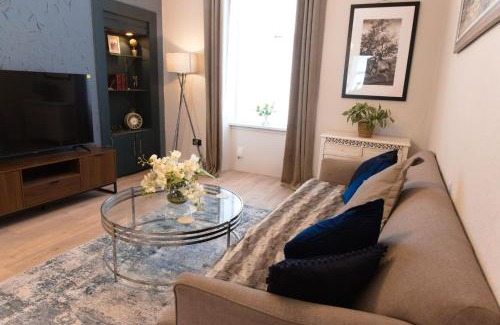 Troon Apartamento | Cosy 1-Bedroom Flat, Walk to Beaches
