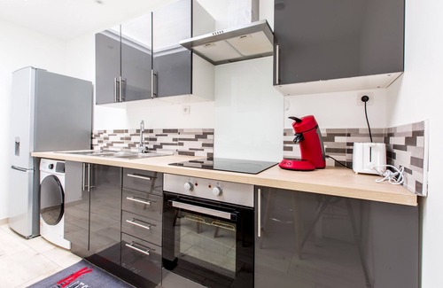 Roubaix Casa | Cosy 🏠 10 P - 5 bedrooms - 5 bathrooms near Lille and all amenities