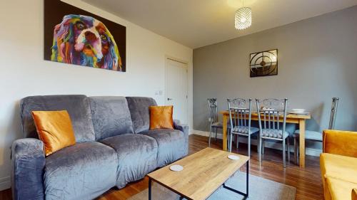 Hinckley Apartamento | Cosy 2 bed Apartment 1st Floor Business & Leisure Parking and Wifi by Jesswood Properties