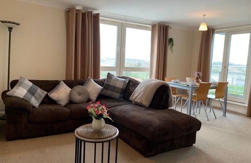 Basingstoke Apartamento | Cosy 2 bed flat near train station Basingstoke with Free Parking!