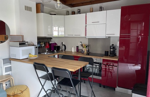 Courseulles-sur-Mer Casa | Cosy 2-bedroom cottage (sleeps 5) Juno Beach