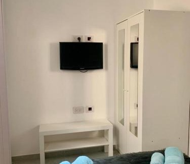 Bat Yam Apartamento | Cosy 2 rooms Flat fully equipped Bat Yam City Center 5 min to beach near Tel Aviv