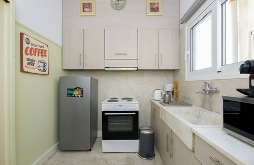 Ampelokipoi Apartamento | Cosy 2BR flat - metro station & hospital