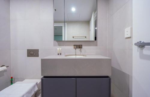 Reid Apartamento | Cosy 2BR in Reid with free wifi n parking