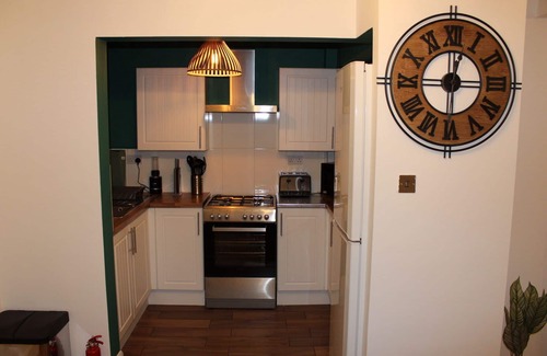 Wyken Casa | Cosy 3-bed-house-healthworkerslong Staysrelocatersfamiliescontractors