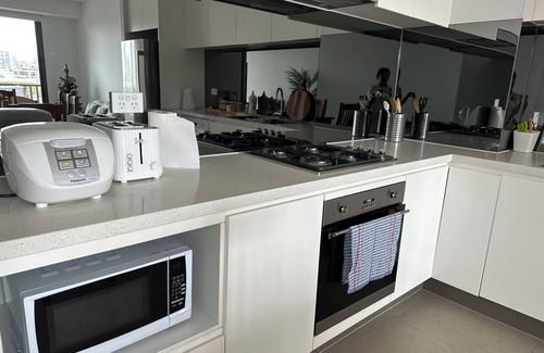 Zetland Apartamento | Cosy 3-Bed Room 2 bathroom 5 minutes to Swimming and Gym at Rosebery Apartment