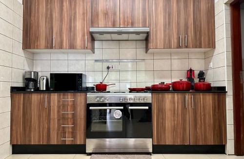 Mwananyamala Apartamento | Cosy 3-bedroom at Victoria Place