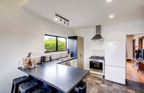 Napier Casa | Cosy 3 bedroom Character Bungalow