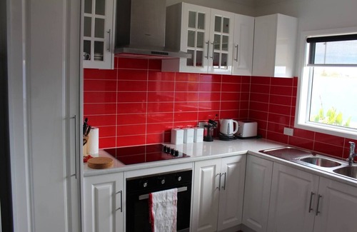 Kingscote Casa | Cosy 3 bedroom cottage in the centre of Kingscote
