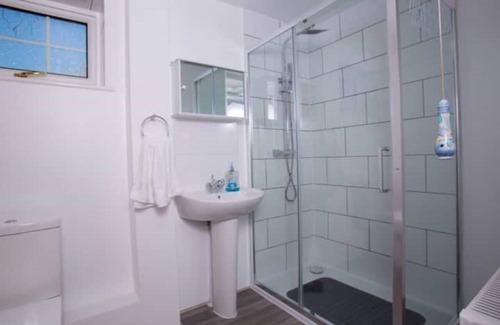 Wellingborough Casa | Cosy 3bedroom home in Wellingborough 1.5 bathroom