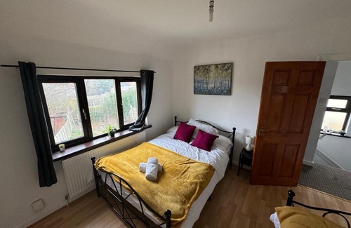 Oldbury Casa | Cosy 4 bedroom Birmingham
