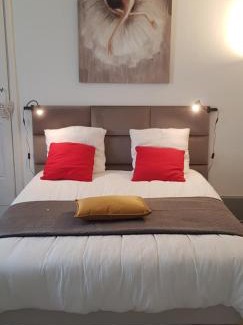 Montlucon Apartamento | Cosy 4 minutes à pieds du centre historique avec parking