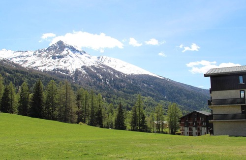 Lanslevillard Apartamento | Acogedor apartamento 4 pers con balcón y WIFI a pie de pistas