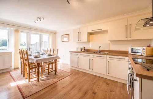 Saxmundham Casa | Cosy 4BR Cottage in Great Glemham Village