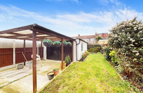 East Ham South Casa | Cosy 5 Bed 2 Bath Home | Near Central London